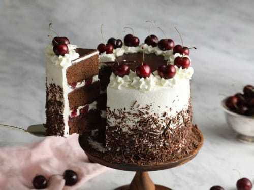 Kue tart klasik vs modern